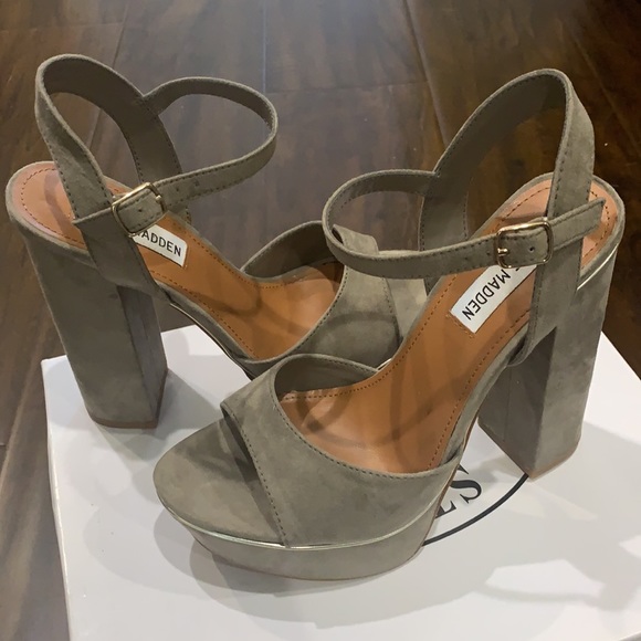 Grey Steve Madden chunky heel - Picture 2 of 5